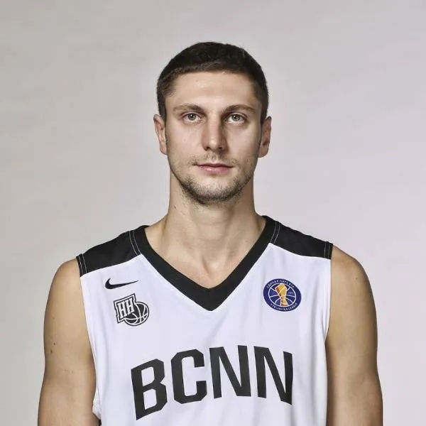 Uzinskiy Dmitrii Igorevich