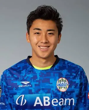 Issei Takahashi logo