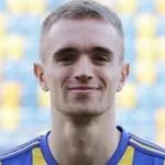 Marcin Warcholak logo