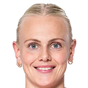 Karina Saevik portrait